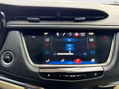 Used 2019 Cadillac XT5 FWD image 25