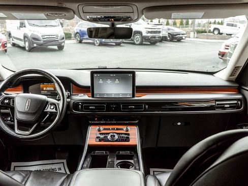 Used 2024 Lincoln Aviator Reserve image 7