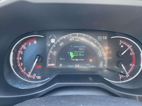 Used 2024 Toyota RAV4 LE image 27