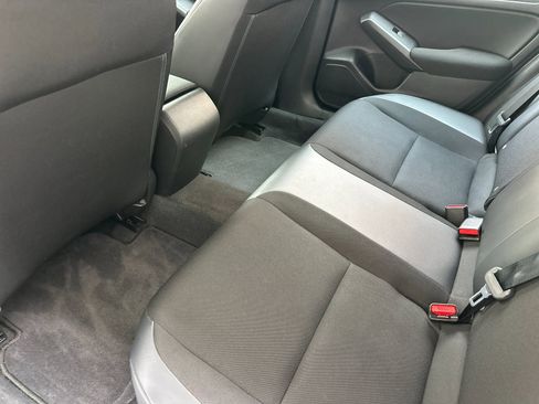 Used 2022 Honda Civic Sport image 13