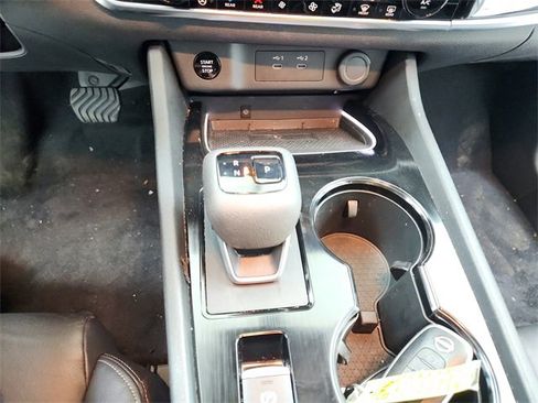 Used 2025 Nissan Rogue SL w/ Tech Package image 26