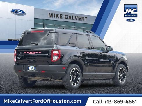 Used 2023 Ford Bronco Sport Outer Banks w/ Tech Package AWD/4WD image 5