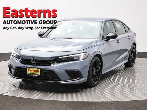 Used 2023 Honda Civic Sport image 1