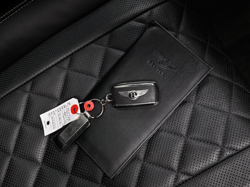 Used 2017 Bentley Flying Spur S V8 AWD/4WD image 62