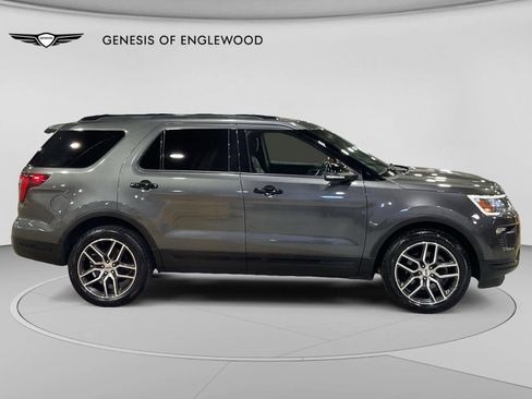 Used 2018 Ford Explorer Sport AWD/4WD image 6