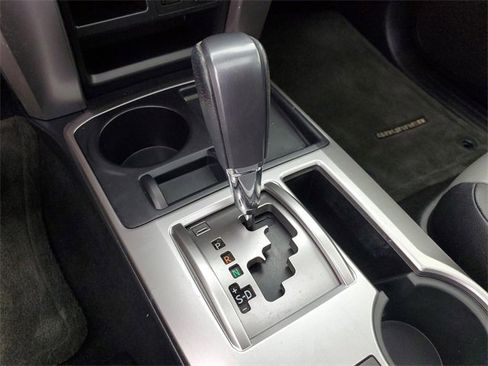 Used 2017 Toyota 4Runner SR5 Premium image 30