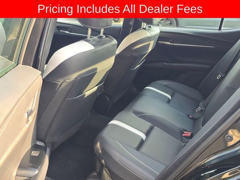 Used 2025 Toyota Camry SE w/ Convenience Package FWD image 10