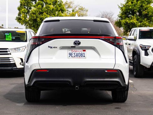 Certified 2023 Toyota bZ4X XLE w/ Weather Package image 9