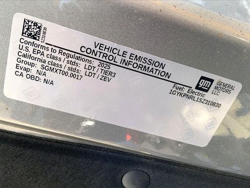 Used 2025 Cadillac Lyriq Luxury image 30