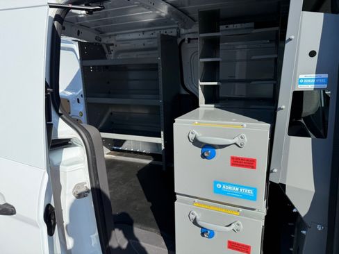 Used 2020 Ford Transit Connect XL image 17