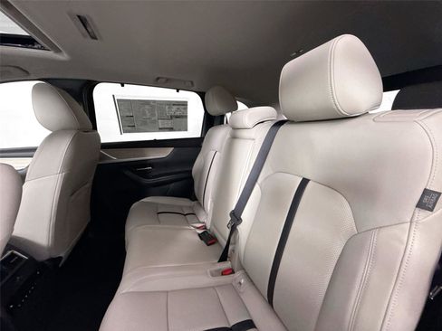 New 2026 MAZDA CX-90 Plug-In Hybrid w/ Preferred AWD/4WD image 31