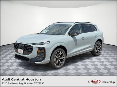 New 2026 Audi Q3 quattro 2.0T AWD/4WD image 1