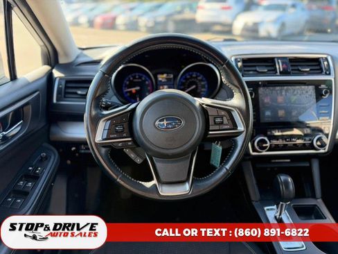 Used 2018 Subaru Legacy 2.5i Premium AWD/4WD image 12