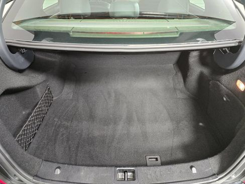 Used 2013 Mercedes-Benz C 250 Sedan image 15