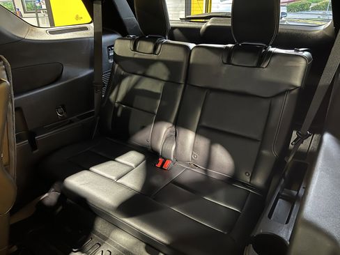 Used 2020 Ford Explorer ST w/ ST Street Pack image 20