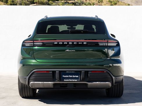 Certified 2025 Porsche Macan Electric RWD image 6