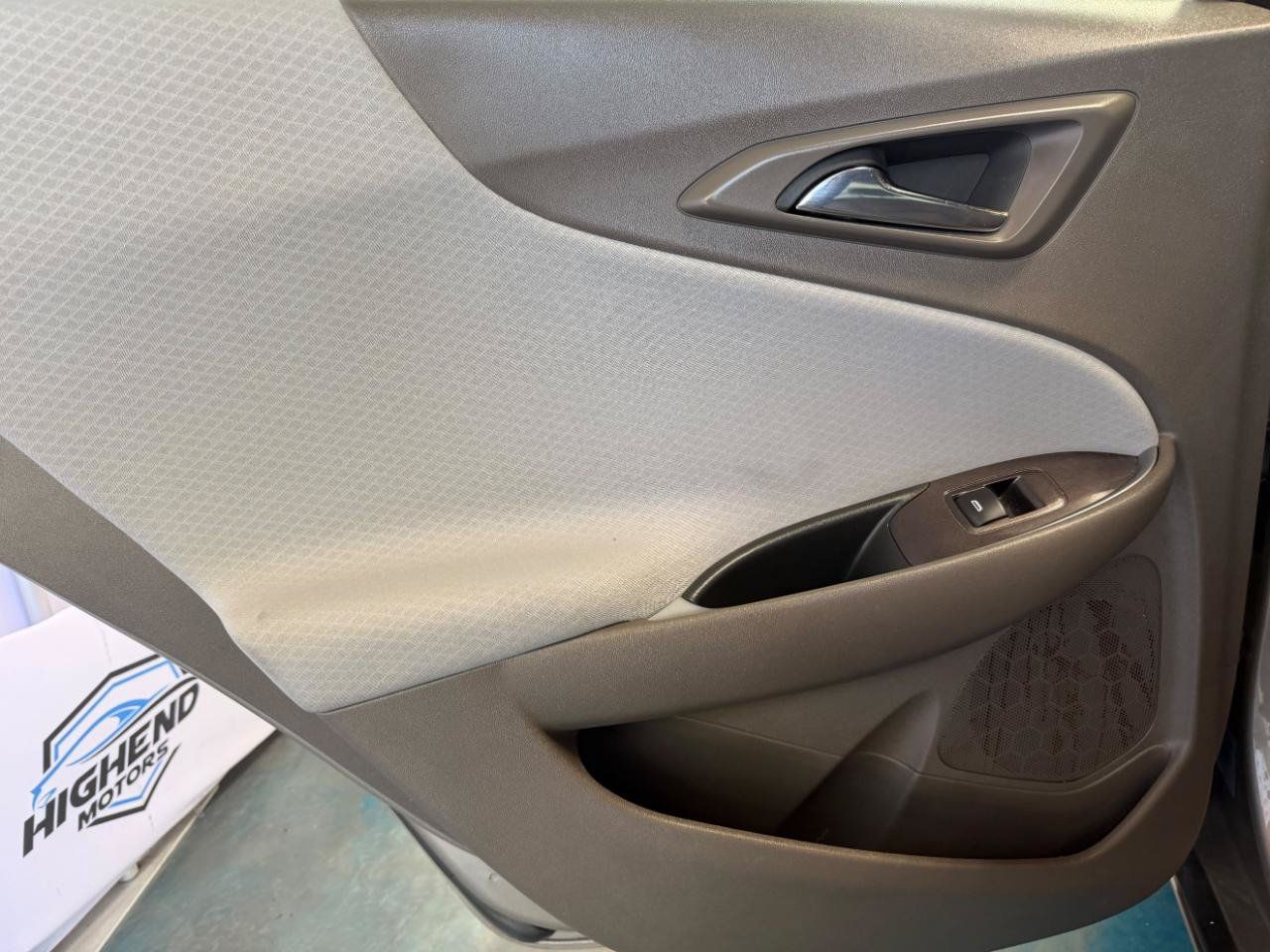 Used 2025 Chevrolet Malibu LT FWD image 16