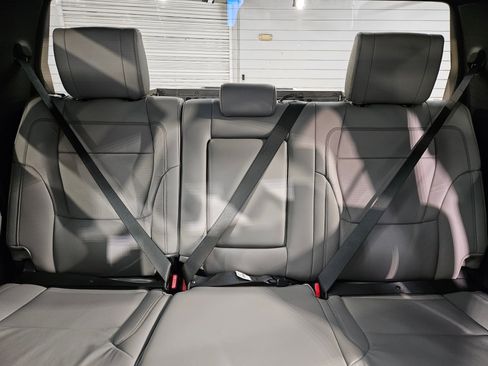 New 2026 Toyota Tundra Limited AWD/4WD image 10