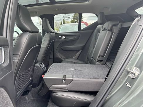 Certified 2026 Volvo XC40 B5 Core w/ Climate Package AWD/4WD image 21