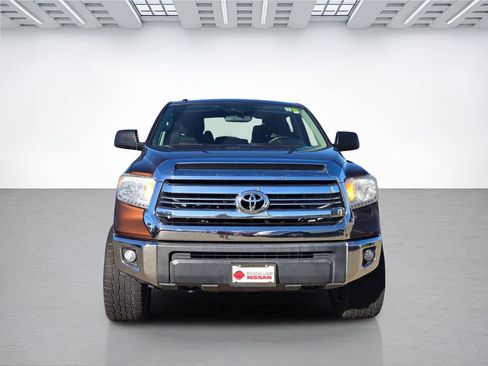 Used 2017 Toyota Tundra SR5 w/ TRD Off Road Package AWD/4WD image 2