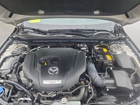 Certified 2025 MAZDA MAZDA3 Hatchback w/Premium Plus Pkg AWD/4WD image 34