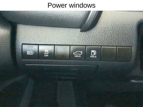 Used 2019 Toyota Camry XSE image 21