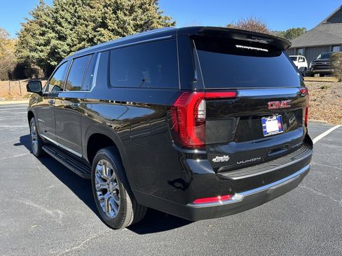 New 2026 GMC Yukon XL Elevation image 20