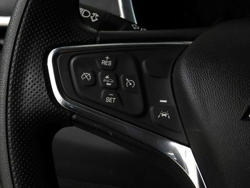 Used 2020 Chevrolet Equinox LT image 40