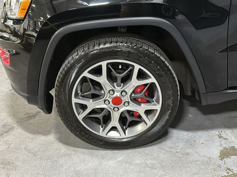 Used 2020 Jeep Grand Cherokee Limited w/ Luxury Group II AWD/4WD image 6