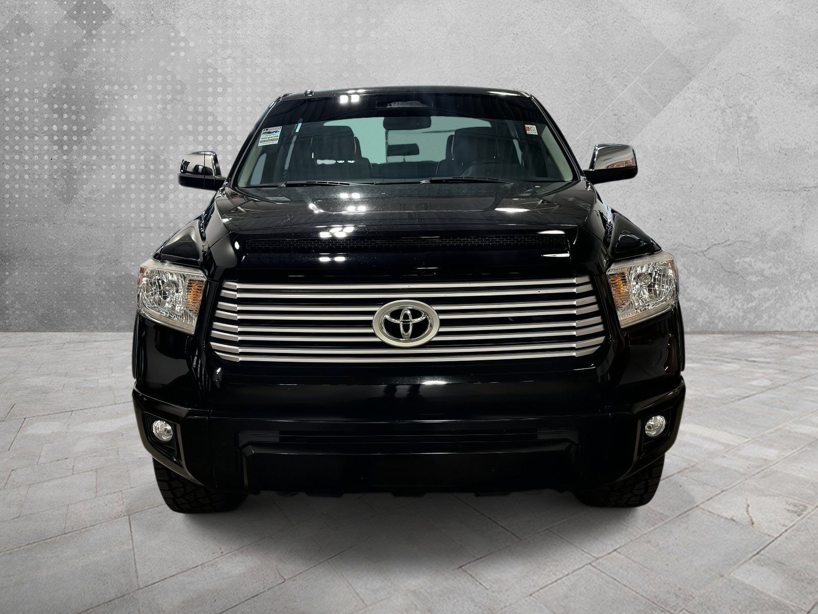 Used 2017 Toyota Tundra Platinum AWD/4WD image 2