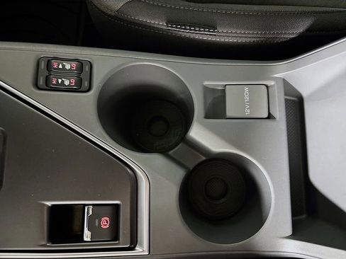 Certified 2025 Subaru Crosstrek 2.0i Premium image 16