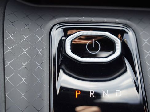 Used 2025 Jeep Wagoneer S Launch Edition image 35