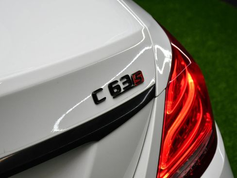 Used 2015 Mercedes-Benz C 63 AMG S image 13