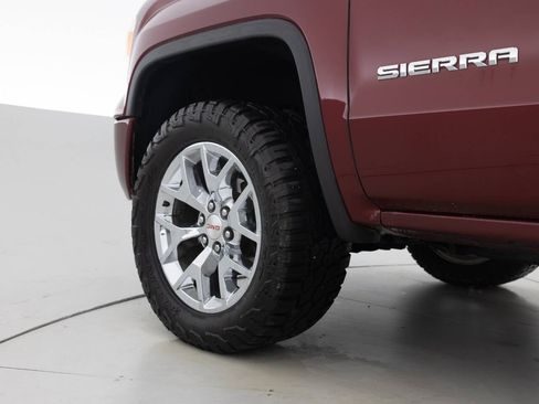 Used 2014 GMC Sierra 1500 SLT w/ SLT Crew Cab Value Package image 17