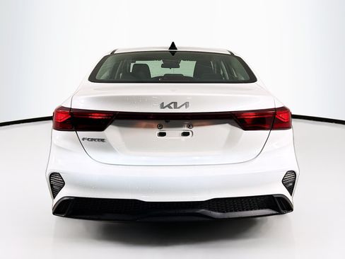 Used 2023 Kia Forte LXS FWD image 29