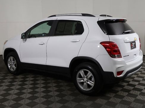 Used 2020 Chevrolet Trax LT image 10