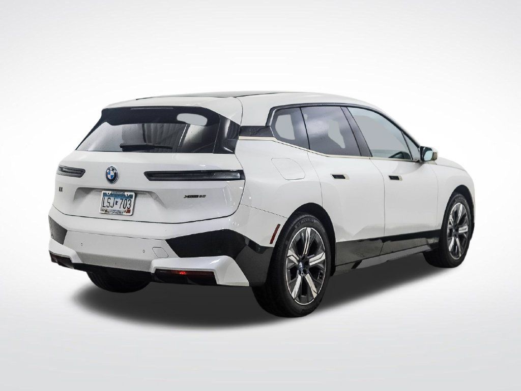 Certified 2024 BMW iX xDrive50 w/ Premium Package AWD/4WD image 5