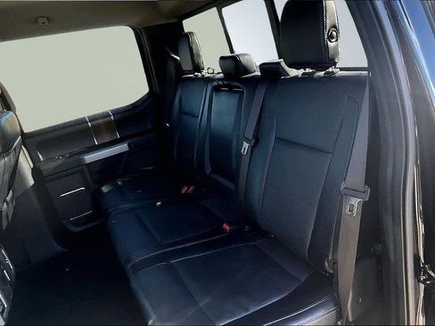 Used 2015 Ford F150 Lariat w/ Equipment Group 502A Luxury image 18