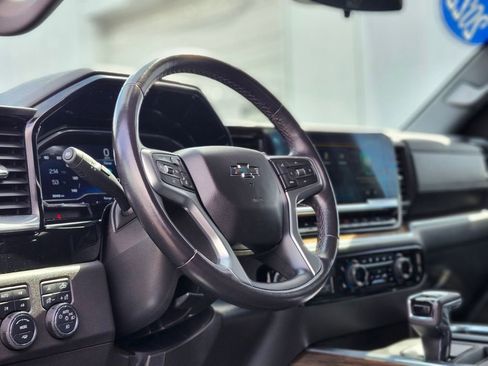 Used 2022 Chevrolet Silverado 1500 LT Trail Boss w/ LT Trail Boss Premium Package image 17