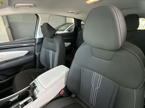 Used 2023 Hyundai Tucson SEL FWD image 14