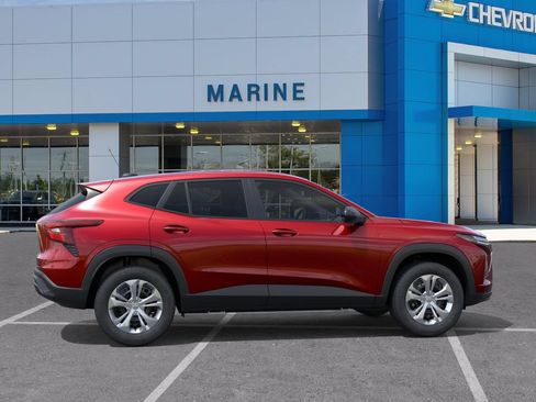 New 2026 Chevrolet Trax LS FWD image 5