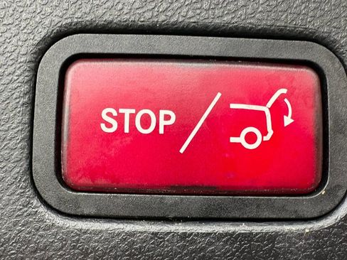 Used 2015 Mercedes-Benz ML 350 4MATIC image 25