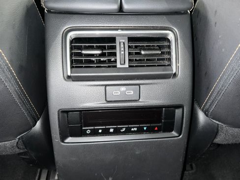 Used 2024 MAZDA CX-90 3.3 Turbo w/ Premium Package AWD/4WD image 21