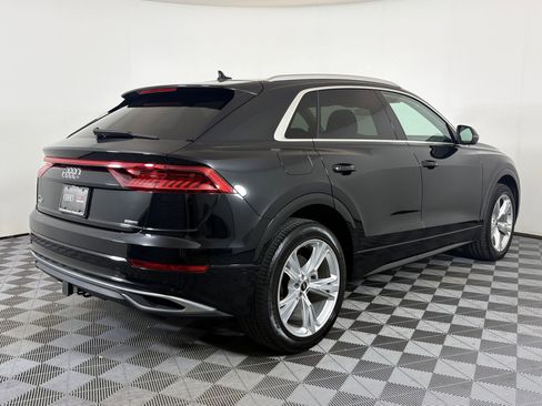 Certified 2022 Audi Q8 Premium Plus image 9