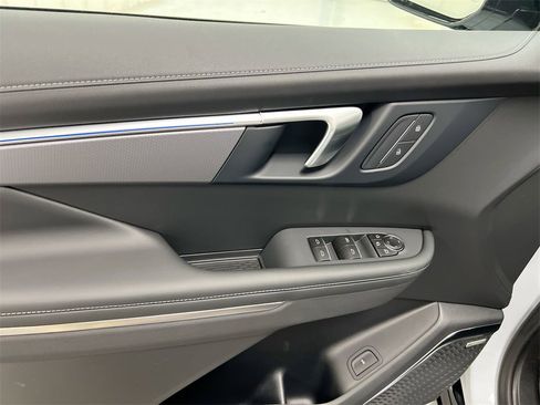 New 2026 Buick Enclave Sport Touring image 21