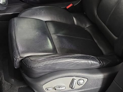 Used 2016 Porsche Cayenne AWD/4WD image 28