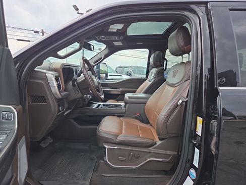Used 2023 Ford F250 King Ranch w/ Tremor Off-Road Package AWD/4WD image 12
