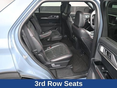 Used 2025 Ford Explorer ST image 15