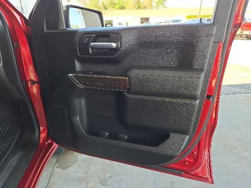 Used 2021 Chevrolet Silverado 1500 LT AWD/4WD image 36