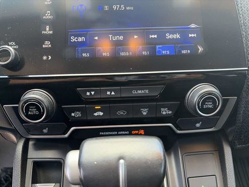 Used 2019 Honda CR-V Touring image 17